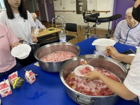 화채만들기&어르신 말벗 봉사활동