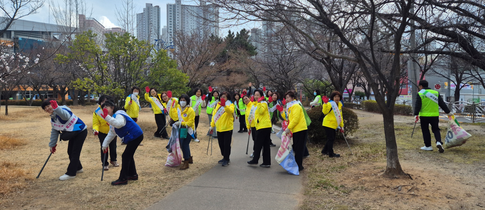 줍고, 알려주고, 자랑하고 