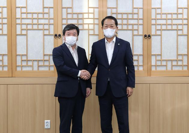 8월 13일 신임 울산세관장 내방 