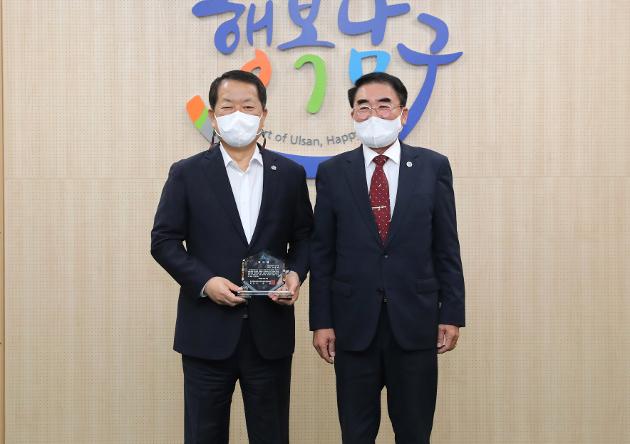 4월14일 자전거 이용 활성화 기여 감사패 