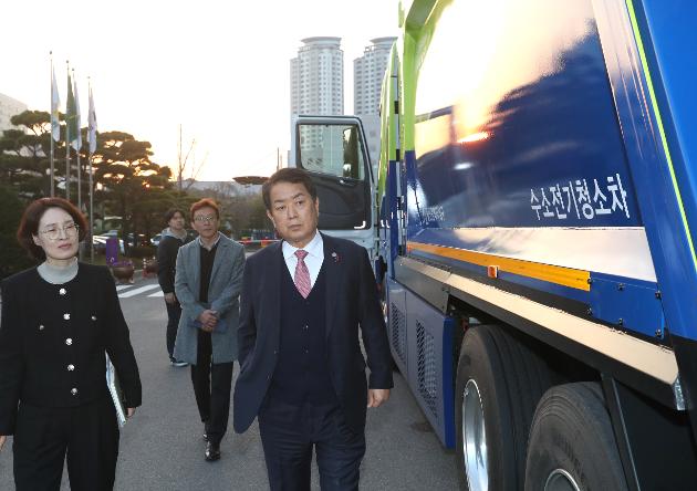 12월27일 수소전기 압착진개 청소차 시승 