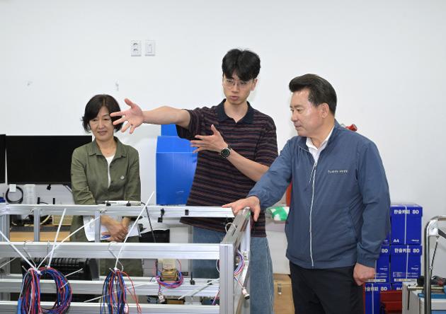 ‘청년 취업·창업 지원, 현장에서 답 찾는다’