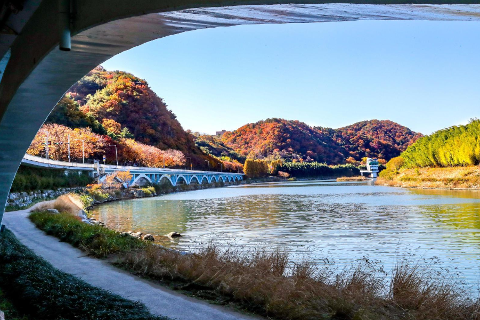 남산12봉 가을풍경