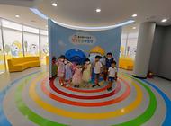 호기심 많은 친구들의 방문