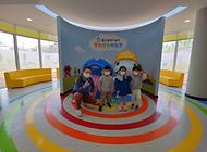 밝은 친구들의 방문