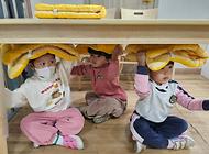 아이꿈어린이집 친구들의 지진대피체험!!!